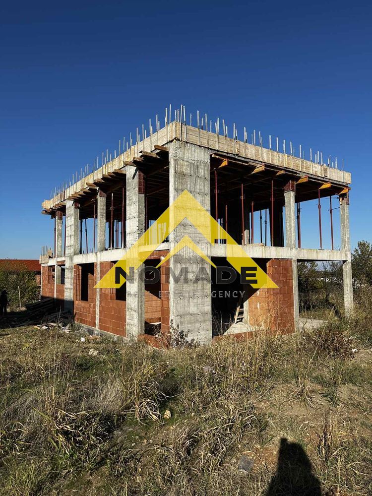 🏡Самостоятелна двуетажна къща в с. Белащица. — снимка 20 (с.Белащица, Пловдив)